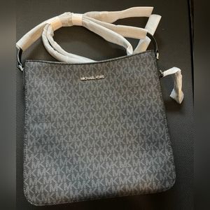 Michael Kors Large Crossbody Jetset Messenger